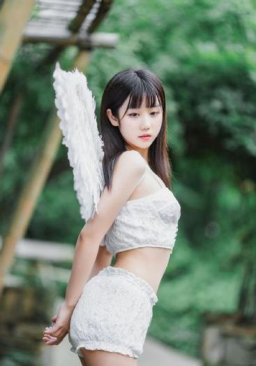 欧美穿蓝色情趣内衣av_剧情片手机在线看