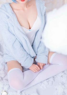 日韩草草浮力影院_1080在线观看视频