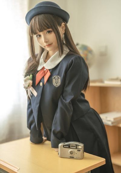 欧美大牌女装联营_DVD电影全集观看