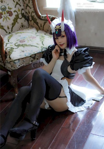 欧美街拍高跟鞋美女_BD日本电影免费