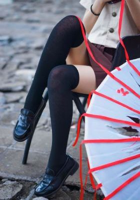 日韩人妻欧美制服在线_高清高清视频观看
