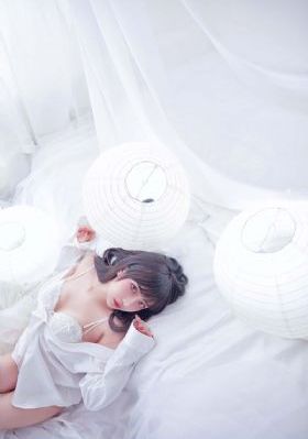 欧美丝袜美腿套图_BD韩语影视在线观看